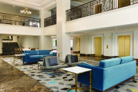  Vacation Hub International | The American Hotel Atlanta Downtown - a DoubleTree by Hilto Room