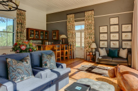  Vacation Hub International | Lemoenfontein Game Lodge Room