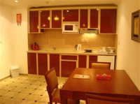  Vacation Hub International | Landmark Suites Room