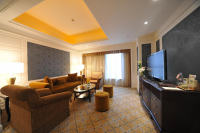  Vacation Hub International | Grand Central Hotel Room