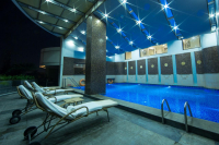  Vacation Hub International | The Accord Metropolitan Room
