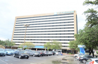  Vacation Hub International | Wyndham Houston - Medical Center Hotel and Suites Room