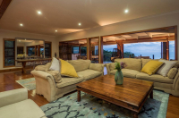  Vacation Hub International | wilderness Gem Luxury Villa Room