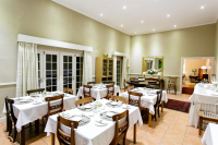  Vacation Hub International | Yamkela Guest House Room