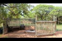  Vacation Hub International | Adama Artistic Chalets & Teepees - Kingfisher Room