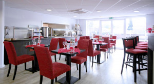  Vacation Hub International | Ramada by Wyndham London Stansted Airport Room
