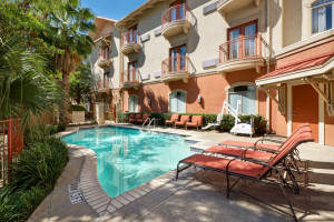  Vacation Hub International | Hotel Indigo San Antonio-Riverwalk Room