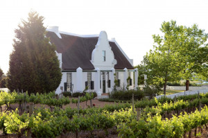  Vacation Hub International | Bellevue Manor Guesthouse & Wellness Retreat Room