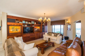  Vacation Hub International | Lalaria Lodge Room