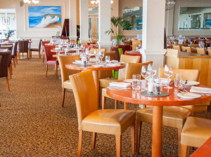  Vacation Hub International | Sandbanks Hotel Room