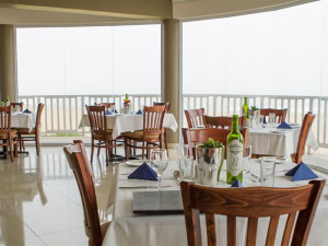  Vacation Hub International | Seaside Hotel and Spa Room