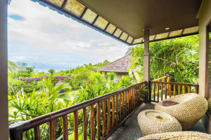  Vacation Hub International | De Sapphire Cliff Villa Room