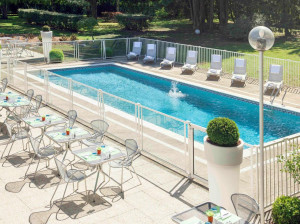  Vacation Hub International | Novotel Poissy Orgeval Room
