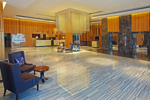  Vacation Hub International | Holiday Inn New Delhi Mayur Vihar Noida Room