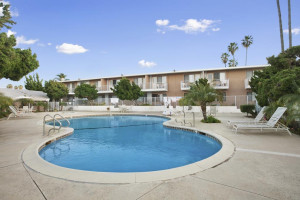  Vacation Hub International | Ramada by Wyndham Torrance Room
