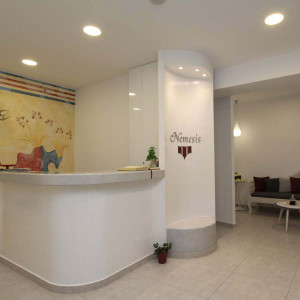  Vacation Hub International | Hotel Nemesis Room