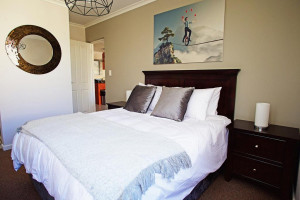  Vacation Hub International | Somerset Links Business Apartment II Room