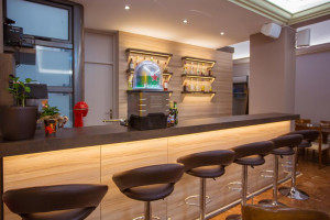  Vacation Hub International | Marina Hotel Athens Room
