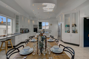  Vacation Hub International | Great white beach House Room