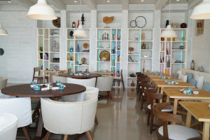  Vacation Hub International | Nikki Beach Resort & Spa Dubai Room