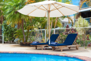  Vacation Hub International | The Lord Byron Room