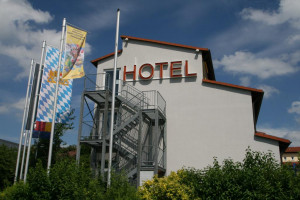  Vacation Hub International | Best Hotel Mindeltal Room