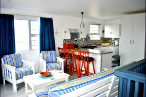  Vacation Hub International | Whale Watch Accommodation Room