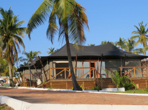  Vacation Hub International | Vertigo Lodge De Estuario Room