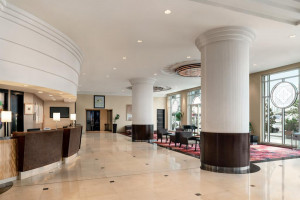  Vacation Hub International | Ramada Plaza by Wyndham Dubai Deira Room