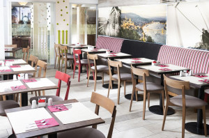  Vacation Hub International | The Three Corners Hotel Room