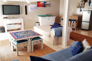  Vacation Hub International | The Boathouse Room