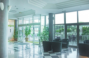  Vacation Hub International | Hotel Petka Room
