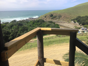  Vacation Hub International | Salty Waves at Coram Deo Room