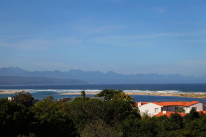  Vacation Hub International | Sunrise Bay Self Catering Accommodation Room