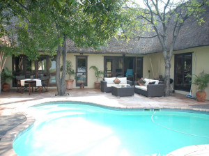  Vacation Hub International | KPS Kruger Park Safari Bush Haven Room