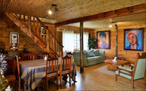  Vacation Hub International | Anna Beulah Farm- Log Cabin Room