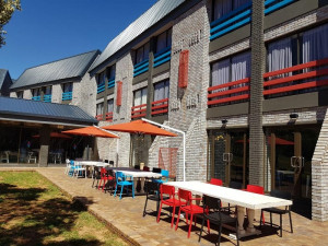  Vacation Hub International | 26° South Bush Boho Hotel Room