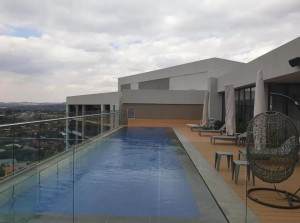 Vacation Hub International | Menlyn Maine Apartments Room