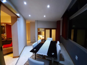  Vacation Hub International | The Franklin Luxury Suites Room