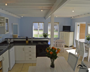  Vacation Hub International | The Dunes 111 Room