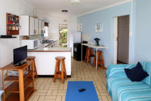  Vacation Hub International | Ocean Gorge Seafront - Pebble Beach Room