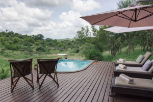  Vacation Hub International | Isambane Camp Room