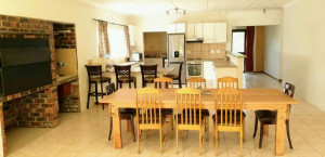  Vacation Hub International | Riverside Villa Room