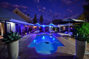  Vacation Hub International | Kakamas Hotel Room