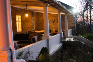  Vacation Hub International | House at Glengariff Room