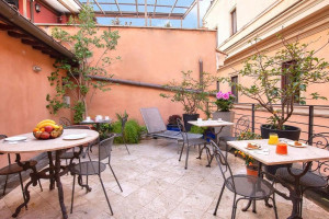  Vacation Hub International | Hotel Accademia Room
