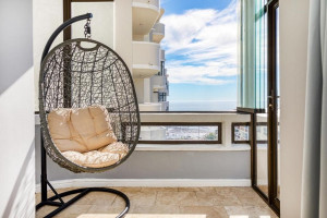  Vacation Hub International | Atlantic Sea View Penthouse Room
