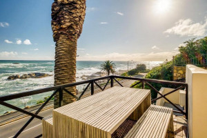  Vacation Hub International | Camps Bay Terrace Palm Suite Room