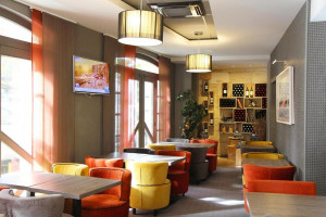  Vacation Hub International | Best Western Plus Hôtel Gare Saint-Jean Room