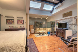  Vacation Hub International | La Loggia Art B&B Room